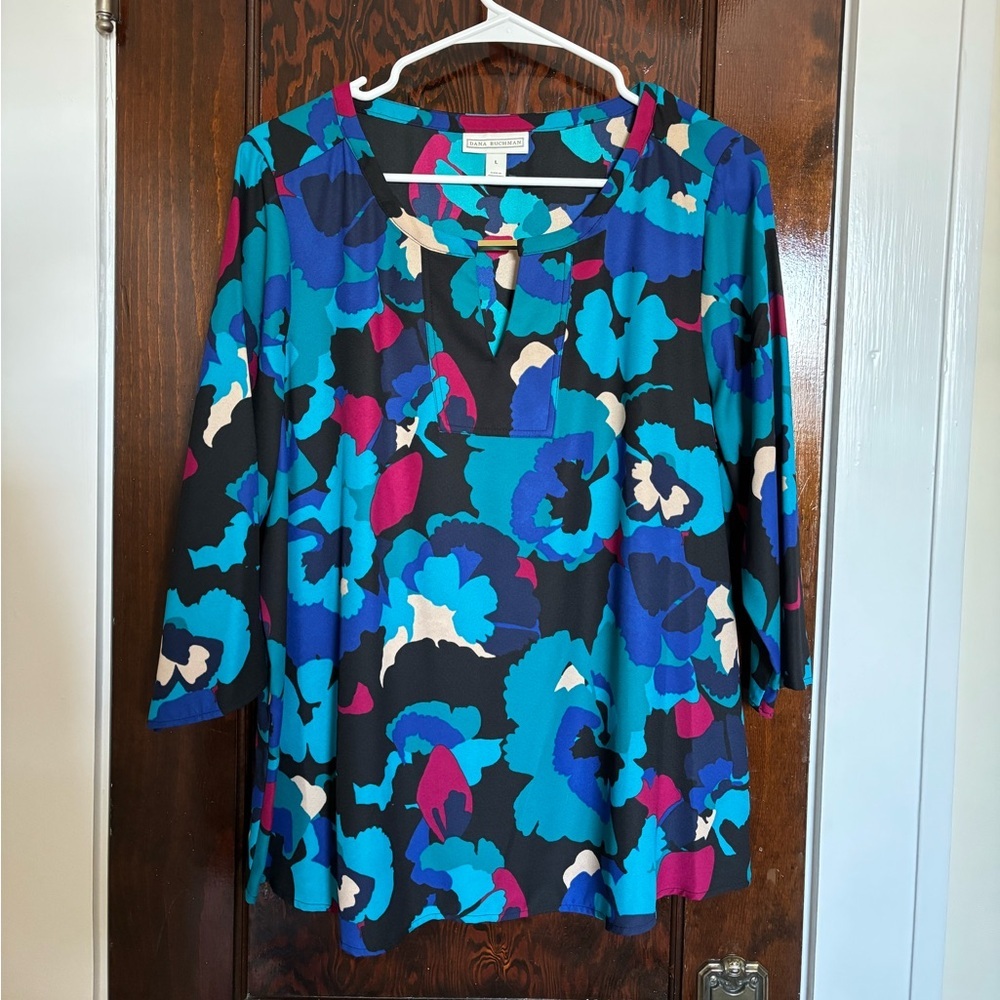 Dana Buchman Blue and Black Floral Blouse